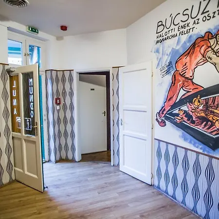 Casa De La Musica Hostel-3